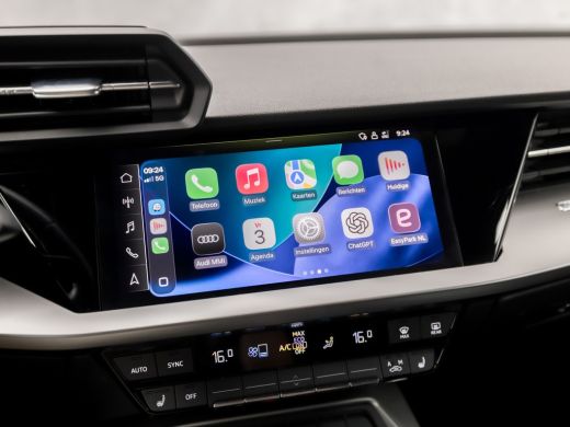 Audi A3 Sportback 30 TFSI Sport (APPLE CARPLAY, GROOT NAVI, CAMERA, ELEK STOEL, ADAPTIVE CRUISE, STOELVER... ActivLease financial lease