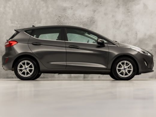 Ford Fiesta 1.0 EcoBoost Titanium (APPLE CARPLAY, GROOT NAVI, CLIMATE, SPORTSTOELEN, LM VELGEN, PARKEERSENSOR... ActivLease financial lease