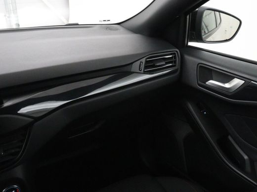 Ford Focus 1.5 EcoBoost ST Line X Business | Virtual | Cruise | Virtual | Cruise control | Lane assist | Cam... ActivLease financial lease