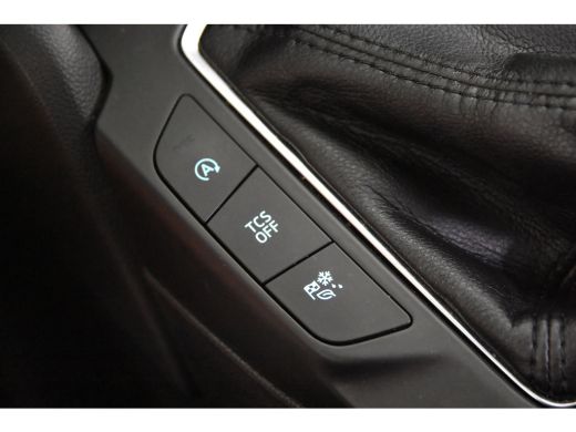Ford Focus Hybrid *1ste Eigenaar*Navigatie*Stoelverwarming*Camera* ActivLease financial lease