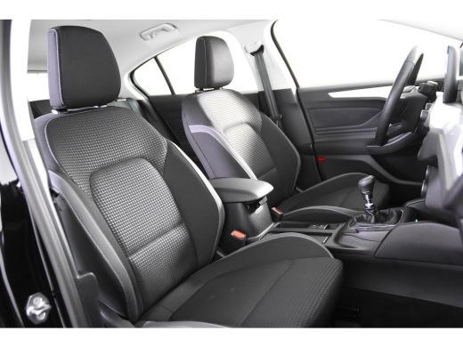 Ford Focus Hybrid *1ste Eigenaar*Navigatie*Stoelverwarming*Camera* ActivLease financial lease