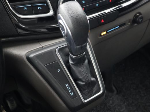 Ford Transit Custom 310 2.0 TDCI 170 PK AUT. L2H1 SPORT + CAMERA | ADAPTIVE CRUISE | CARPLAY | TREKHAAK | STOELVERW. ActivLease financial lease
