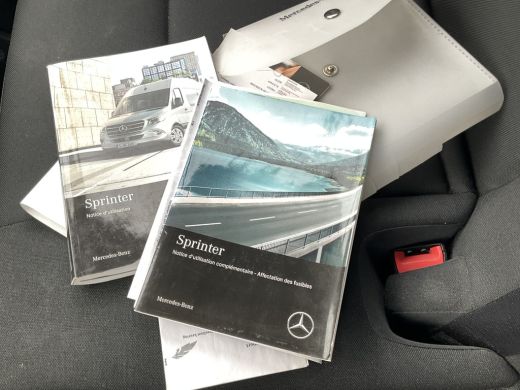 Mercedes-Benz Sprinter 3-Pers 314 2.2 CDI 143PK L2H1 Clima Cruise Audio Trekhaak 3-Persoons ActivLease financial lease