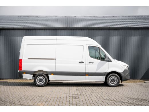 Mercedes-Benz Sprinter 311 CDI RWD L2H2 | Volledig Ingericht | Mbux | Camera | Navi | Climatronic ActivLease financial lease