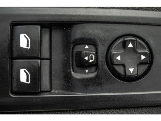 Opel Vivaro 1.5 | 3-Zits | 1e Eigenaar | Camera | Inrichting | Cruise | Airco | Trekhaak ActivLease financial lease