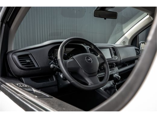 Opel Vivaro 1.5 | 3-Zits | 1e Eigenaar | Camera | Inrichting | Cruise | Airco | Trekhaak ActivLease financial lease