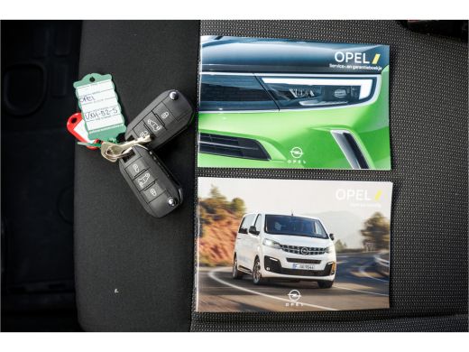 Opel Vivaro 1.5 | 3-Zits | 1e Eigenaar | Camera | Inrichting | Cruise | Airco | Trekhaak ActivLease financial lease