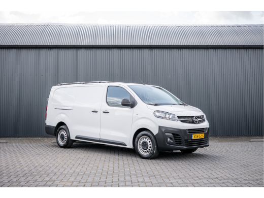 Opel Vivaro 1.5 | 3-Zits | 1e Eigenaar | Camera | Inrichting | Cruise | Airco | Trekhaak ActivLease financial lease