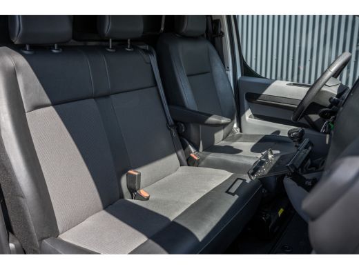 Opel Vivaro 1.5 L2H1 | 3-Zits | 1e Eigenaar | Cruise | PDC | Airco ActivLease financial lease