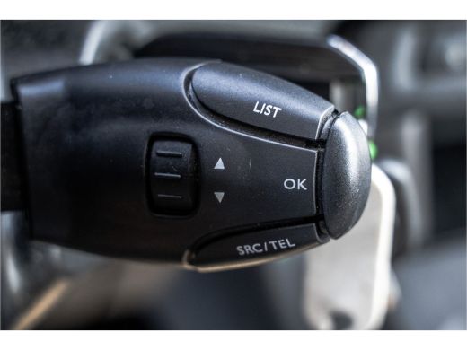 Opel Vivaro 1.5 L2H1 | 3-Zits | 1e Eigenaar | Cruise | PDC | Airco ActivLease financial lease
