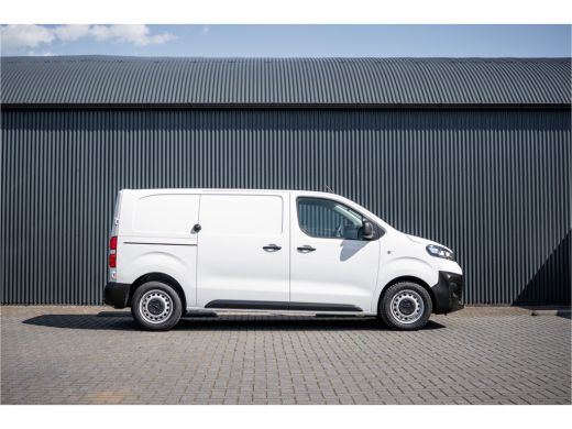 Opel Vivaro 1.5 L2H1 | 3-Zits | 1e Eigenaar | Cruise | PDC | Airco ActivLease financial lease