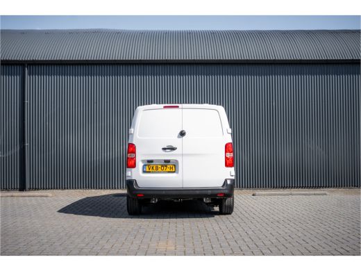 Opel Vivaro 1.5 L2H1 | 3-Zits | 1e Eigenaar | Cruise | PDC | Airco ActivLease financial lease