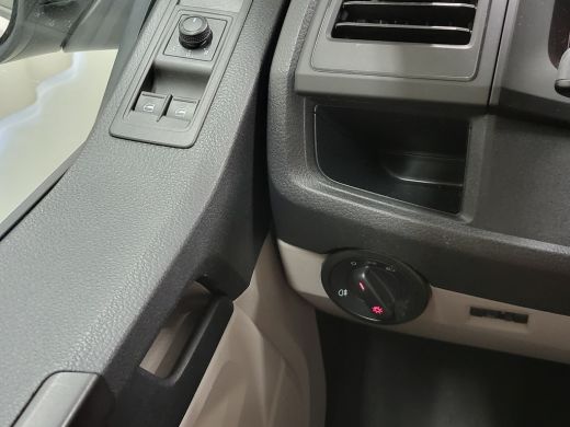 Volkswagen Transporter 2.0TSI L2/H1 9-Personenbus! ActivLease financial lease