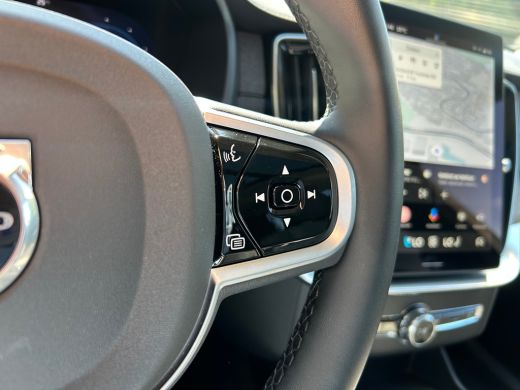 Volvo  XC90 2.0 T8 Plug-in hybrid AWD Ultra Bright | Luchtvering | Trekhaak | 360 camera | HU-Display | Stoel... ActivLease financial lease