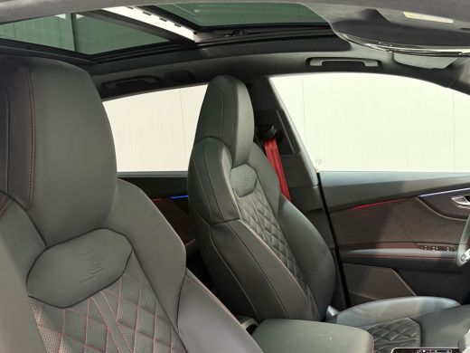 Audi Q8 60 TFSI e 560pk quattro Aero ABT Power pakket | Carbon pakket ActivLease financial lease