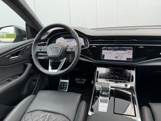 Audi Q8 60 TFSI e 560pk quattro Aero ABT Power pakket | Carbon pakket ActivLease financial lease