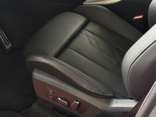 BMW X3 30e 300PK XDRIVE M SPORT / PANO SCHUIFDAK / HARMAN KARDON / 360.CAM / INNOVATION / ActivLease financial lease