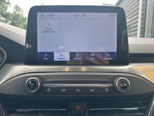 Ford Focus 1.0 125PK Titanium | CLIMATE CONTROL| PARKEER SENSOREN V&A | CRUISE CONTROL| NAVI| DAB| KEYLESS E... ActivLease financial lease