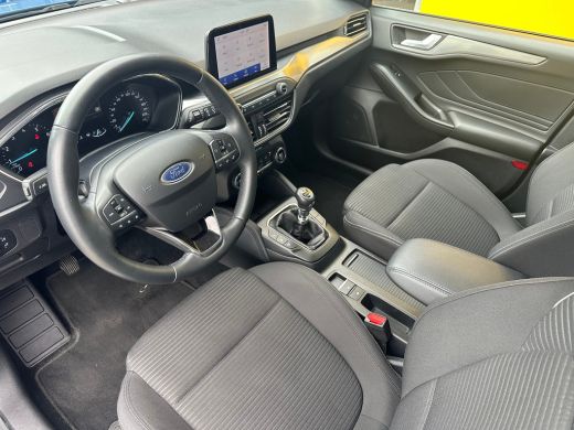 Ford Focus 1.0 125PK Titanium | CLIMATE CONTROL| PARKEER SENSOREN V&A | CRUISE CONTROL| NAVI| DAB| KEYLESS E... ActivLease financial lease