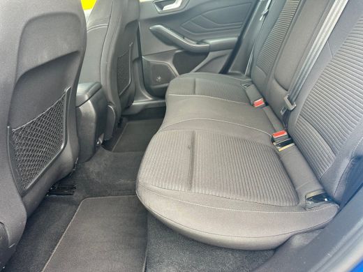 Ford Focus 1.0 125PK Titanium | CLIMATE CONTROL| PARKEER SENSOREN V&A | CRUISE CONTROL| NAVI| DAB| KEYLESS E... ActivLease financial lease