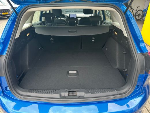 Ford Focus 1.0 125PK Titanium | CLIMATE CONTROL| PARKEER SENSOREN V&A | CRUISE CONTROL| NAVI| DAB| KEYLESS E... ActivLease financial lease