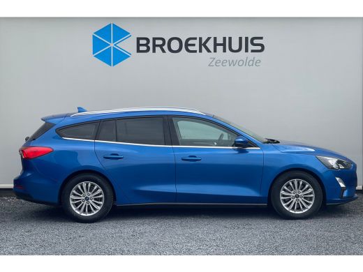 Ford Focus 1.0 125PK Titanium | CLIMATE CONTROL| PARKEER SENSOREN V&A | CRUISE CONTROL| NAVI| DAB| KEYLESS E... ActivLease financial lease