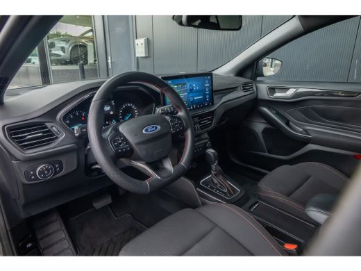 Ford Focus 1.0 EcoBoost Hybrid ST Line | 155pk | Automaat | Winter-pack | LED-verlichting | Privacy-glass | ... ActivLease financial lease