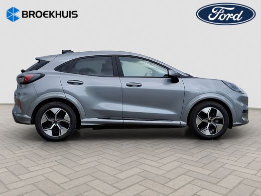 Ford Puma Gen-E 44 kWh | Stuurwiel verwarmd | Verwarmde voorruit | Voorstoelen verwarmd ActivLease financial lease