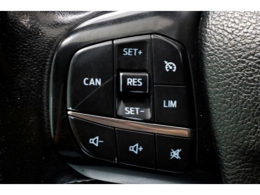 Ford Transit 350 2.0 TDCI 130pk E6 RWD L3H2 Trend Airco/Camera/Trekhaak 2750kg 11-2019 ActivLease financial lease