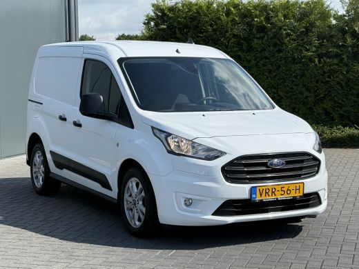 Ford Transit Connect 1.0 Ecoboost 100 PK BENZINE / L1H1 / 1e EIG. / TREKHAAK / CAMERA / PDC / LICHTMETALEN VELGEN ActivLease financial lease