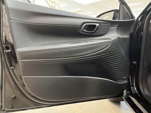 Hyundai i20 1.0 T-GDI Premium | &euro; 2.300,- voorraad voordeel! | Schuif-/kanteldak | Direct leverbaar! | ActivLease financial lease