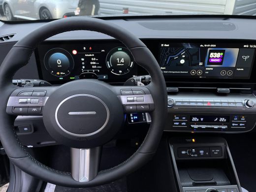 Hyundai Kona 1.6 GDI HEV Premium &euro; 6.650,- VOORRAAD VOORDEEL | Rijklaaprijs! ActivLease financial lease