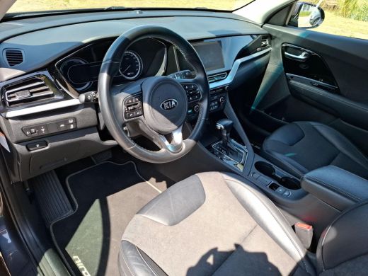 Kia Niro 1.6 GDi Hybrid DynamicLine | Achteruitrijcamera | ActivLease financial lease