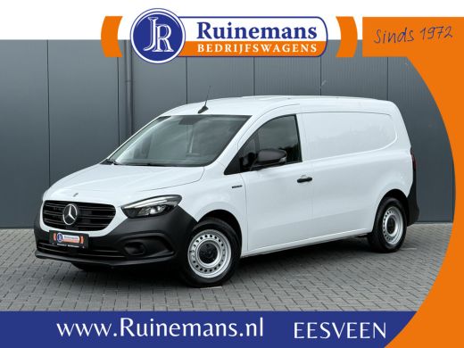 Mercedes-Benz eCitan 112 Pro L2H1 / 51 kWh / 6.716 KM / ** RIJKLAAR ** / LED HIGH PERFORMANCE KOPLAMPEN / CAMERA / ECC... ActivLease financial lease