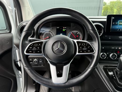 Mercedes-Benz eCitan 112 Pro L2H1 / 51 kWh / 6.716 KM / ** RIJKLAAR ** / LED HIGH PERFORMANCE KOPLAMPEN / CAMERA / ECC... ActivLease financial lease
