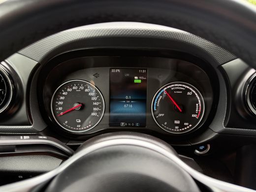 Mercedes-Benz eCitan 112 Pro L2H1 / 51 kWh / 6.716 KM / ** RIJKLAAR ** / LED HIGH PERFORMANCE KOPLAMPEN / CAMERA / ECC... ActivLease financial lease