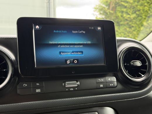Mercedes-Benz eCitan 112 Pro L2H1 / 51 kWh / 6.716 KM / ** RIJKLAAR ** / LED HIGH PERFORMANCE KOPLAMPEN / CAMERA / ECC... ActivLease financial lease