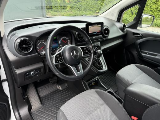 Mercedes-Benz eCitan 112 Pro L2H1 / 51 kWh / 6.716 KM / ** RIJKLAAR ** / LED HIGH PERFORMANCE KOPLAMPEN / CAMERA / ECC... ActivLease financial lease