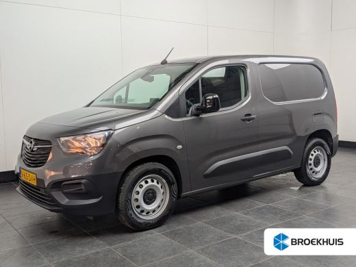 Opel Combo-e 50kWh 136 PK | CAMERA | NAVIGATIE | BETIMMERING | VERWARMD STUUR | VOORVERWARMBAAR | APPLE CARPLA... ActivLease financial lease
