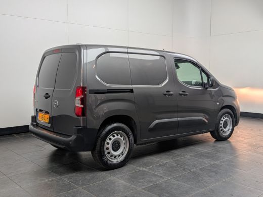 Opel Combo-e 50kWh 136 PK | CAMERA | NAVIGATIE | BETIMMERING | VERWARMD STUUR | VOORVERWARMBAAR | APPLE CARPLA... ActivLease financial lease
