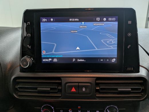 Opel Combo-e 50kWh 136 PK | CAMERA | NAVIGATIE | BETIMMERING | VERWARMD STUUR | VOORVERWARMBAAR | APPLE CARPLA... ActivLease financial lease