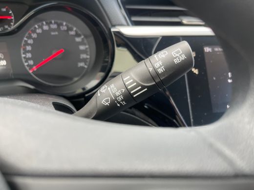 Opel Corsa 1.2 100PK Edition TREKHAAK| PARKEERSENSOR ACHTER| ELEKTRISCHE RAMEN| APPLE CARPLAY/ANDROID AUTO| ... ActivLease financial lease