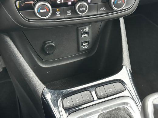 Opel Crossland X 1.2 130 PK Automaat Turbo Innovation | TREKHAAK| LED KOPLAMPEN| PARKEERSENSOREN| NAVIGATIE + APPL... ActivLease financial lease