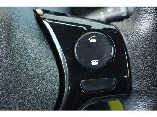 Peugeot 108 1.0 e-VTi Allure | Cruise C. | Navi | Bluetooth | 15" LMV | Elec. Pakket | Cruise C. | Navi | Blu... ActivLease financial lease