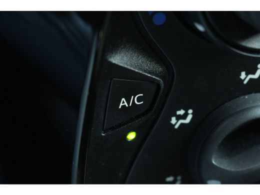 Peugeot 108 1.0 e-VTi Allure | Cruise C. | Navi | Bluetooth | 15" LMV | Elec. Pakket | Cruise C. | Navi | Blu... ActivLease financial lease