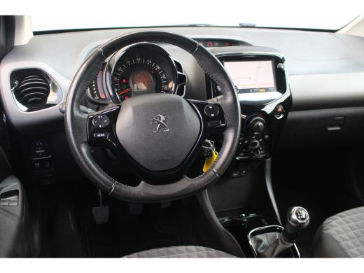 Peugeot 108 1.0 e-VTi Allure | Cruise C. | Navi | Bluetooth | 15" LMV | Elec. Pakket | Cruise C. | Navi | Blu... ActivLease financial lease