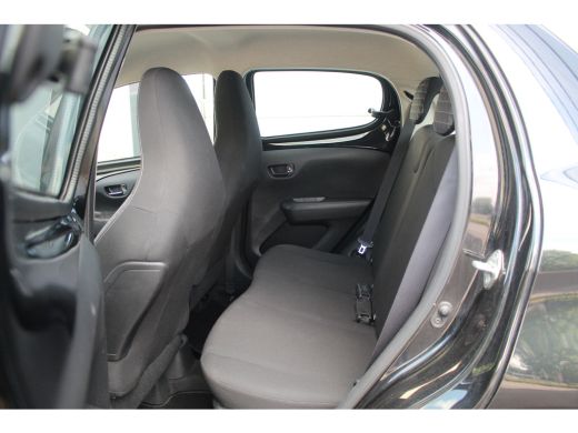 Peugeot 108 1.0 e-VTi Allure | Cruise C. | Navi | Bluetooth | 15" LMV | Elec. Pakket | Cruise C. | Navi | Blu... ActivLease financial lease