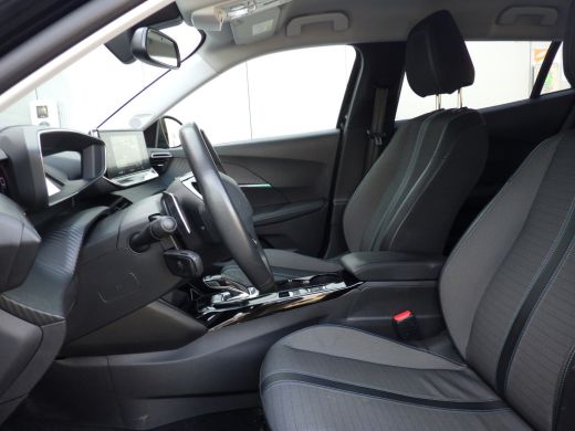 Peugeot 2008 1.2 Automaat Allure Pack, Cruise, Camera, PDC, NL/NAP! ActivLease financial lease