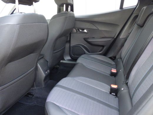 Peugeot 2008 1.2 Automaat Allure Pack, Cruise, Camera, PDC, NL/NAP! ActivLease financial lease