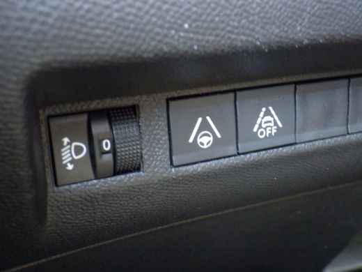 Peugeot 2008 1.2 Automaat Allure Pack, Cruise, Camera, PDC, NL/NAP! ActivLease financial lease